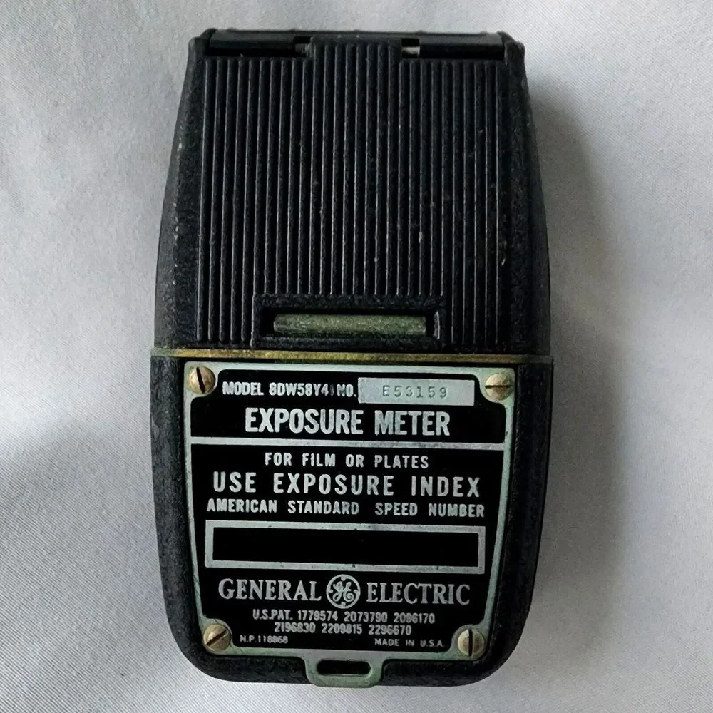 GE General Electric Vintage 1940s Photography Light Exposure Meter Model 8DW58Y4
